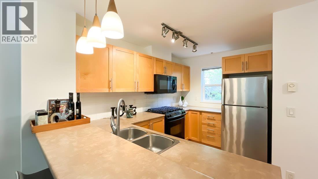 312 7000 21 AVENUE, Burnaby