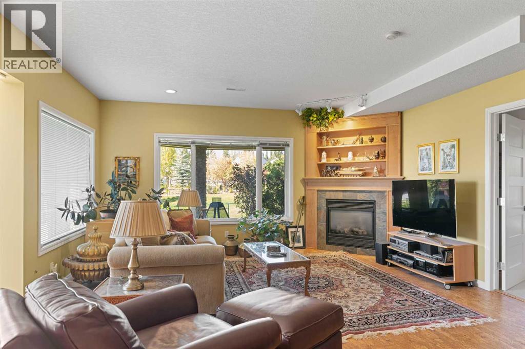 Single Family House Bungalow for Sale in  Sienna Ridge Landing SW Signal Hill Calgary 