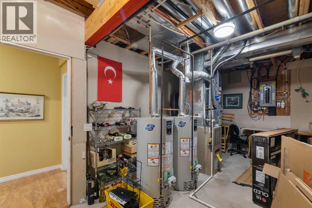 Single Family House Bungalow for Sale in  Sienna Ridge Landing SW Signal Hill Calgary 