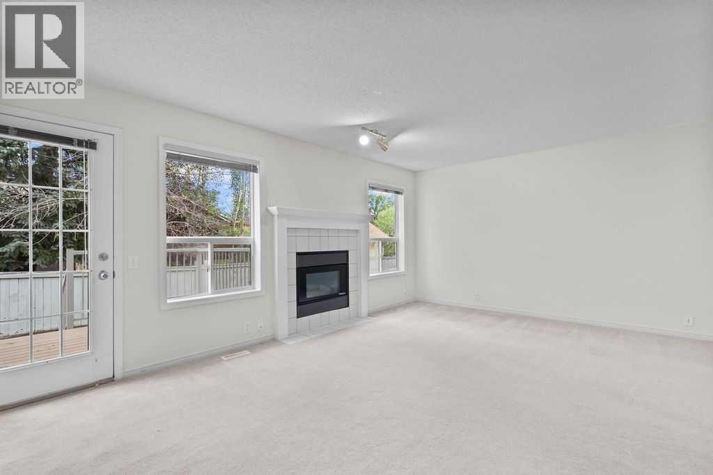 Single Family House for Sale in  Silvergrove Close NW Silver Springs Calgary 