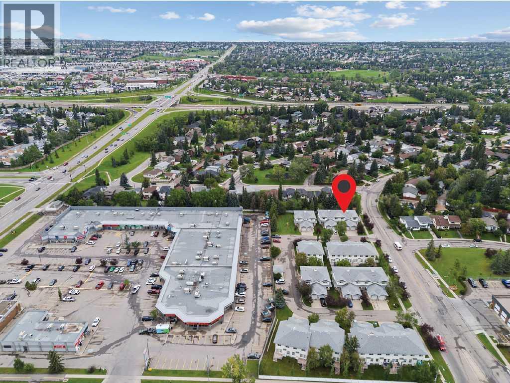 Single Family House for Sale in  Silvergrove Close NW Silver Springs Calgary 