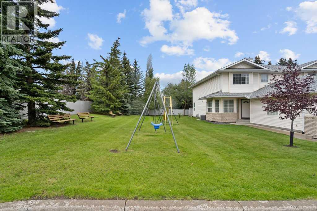 Single Family House for Sale in  Silvergrove Close NW Silver Springs Calgary 