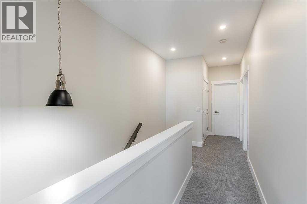 Single Family House for Sale in   Avenue NW West Hillhurst Calgary 