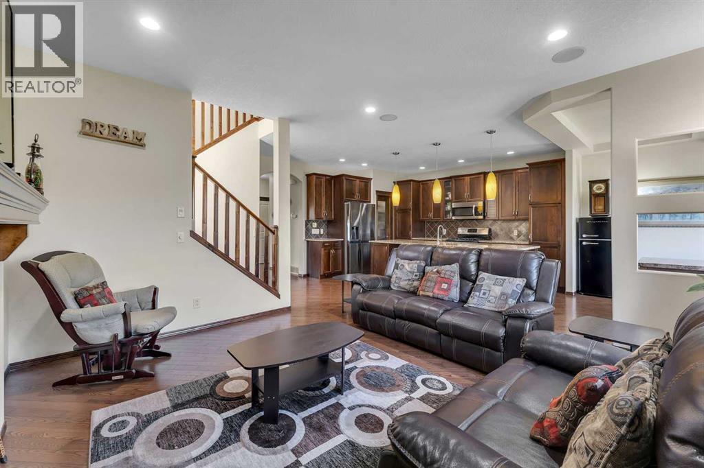 Single Family House for Sale in  Tuscany Summit Heath NW Tuscany Calgary 