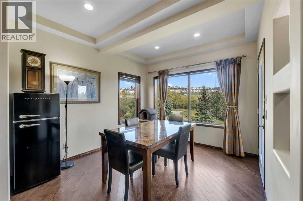 Single Family House for Sale in  Tuscany Summit Heath NW Tuscany Calgary 
