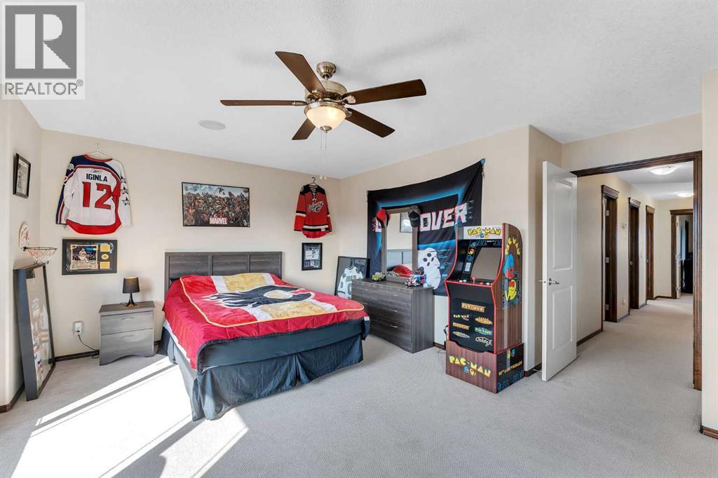 Single Family House for Sale in  Tuscany Summit Heath NW Tuscany Calgary 