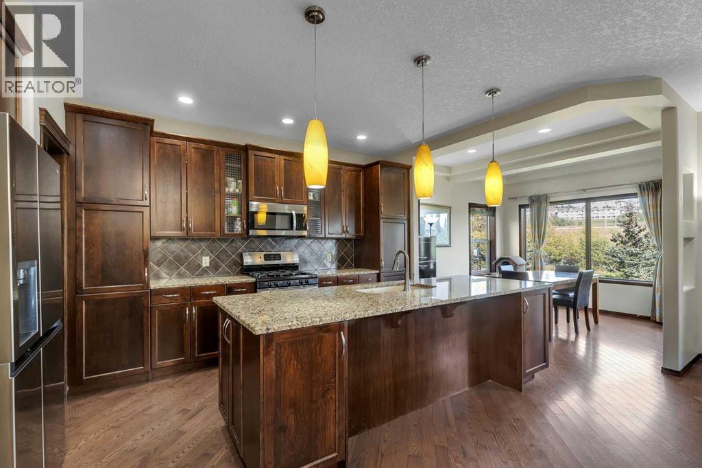 Single Family House for Sale in  Tuscany Summit Heath NW Tuscany Calgary 