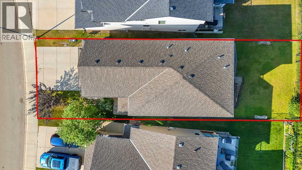 Single Family House for Sale in  Tuscany Summit Heath NW Tuscany Calgary 