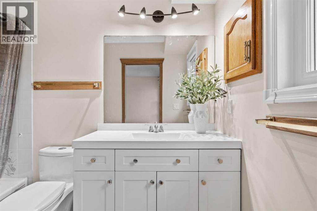 Single Family House for Sale in  Macewan Drive NW MacEwan Glen Calgary 