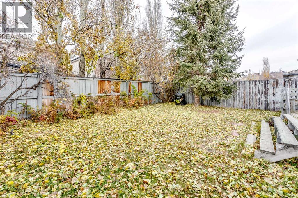 Single Family House for Sale in  Spring Crescent SW Springbank Hill Calgary 