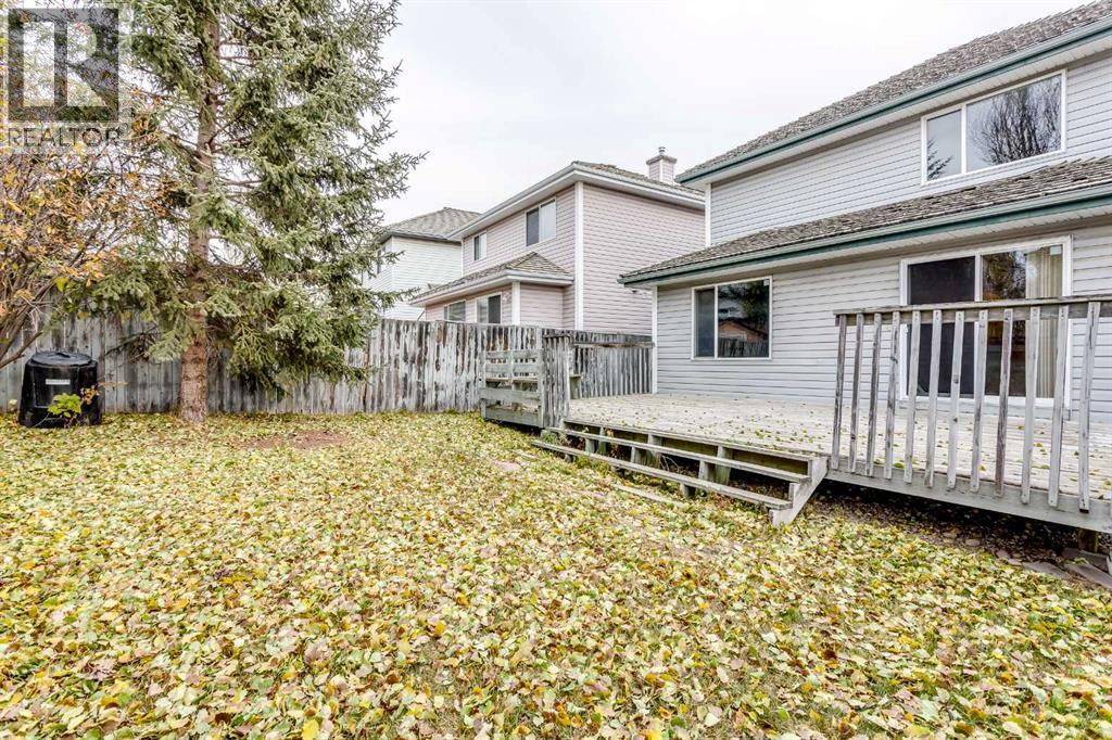 Single Family House for Sale in  Spring Crescent SW Springbank Hill Calgary 