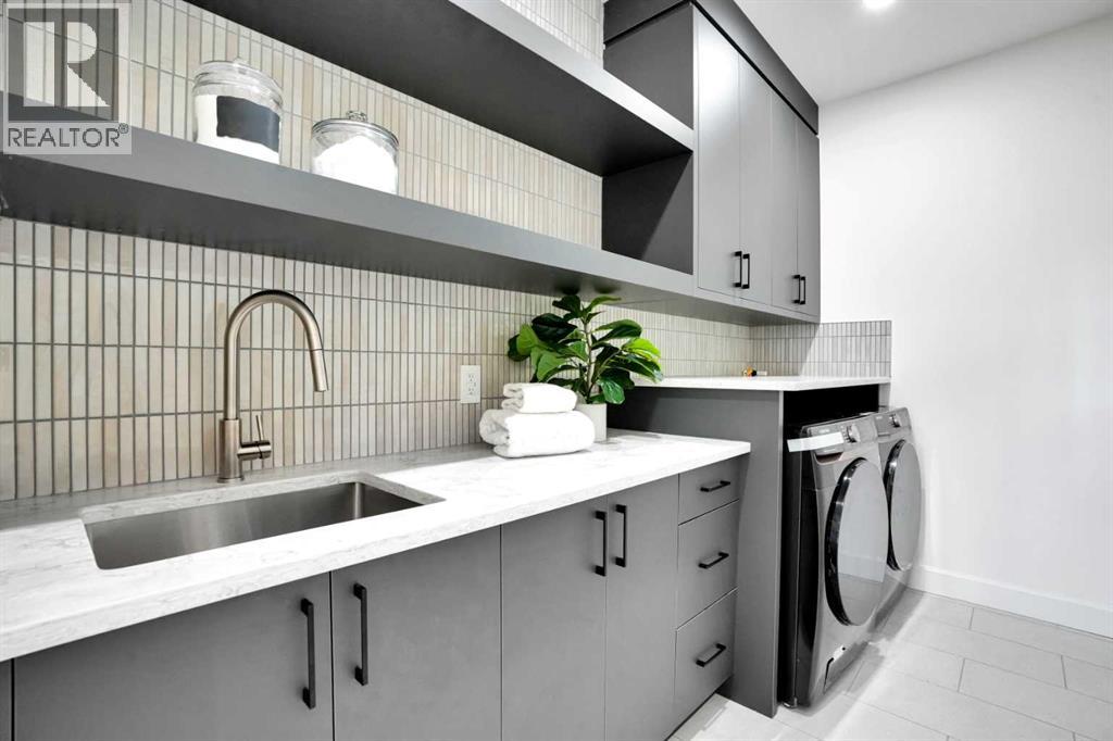 Single Family House for Sale in  Lacombe Way SW Lakeview Calgary 