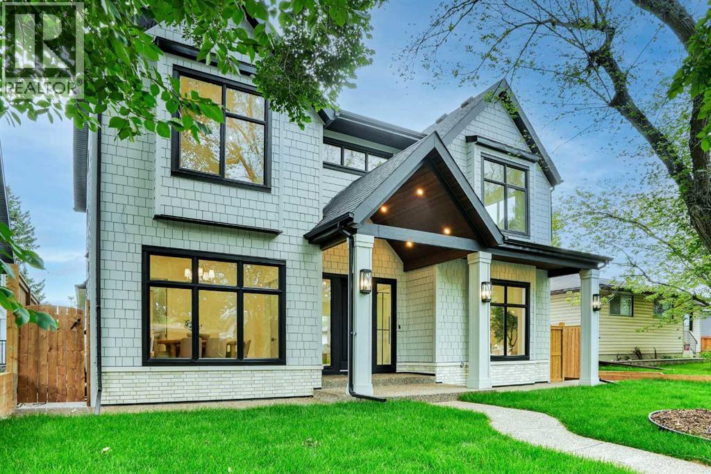 Single Family House for Sale in  Lacombe Way SW Lakeview Calgary 