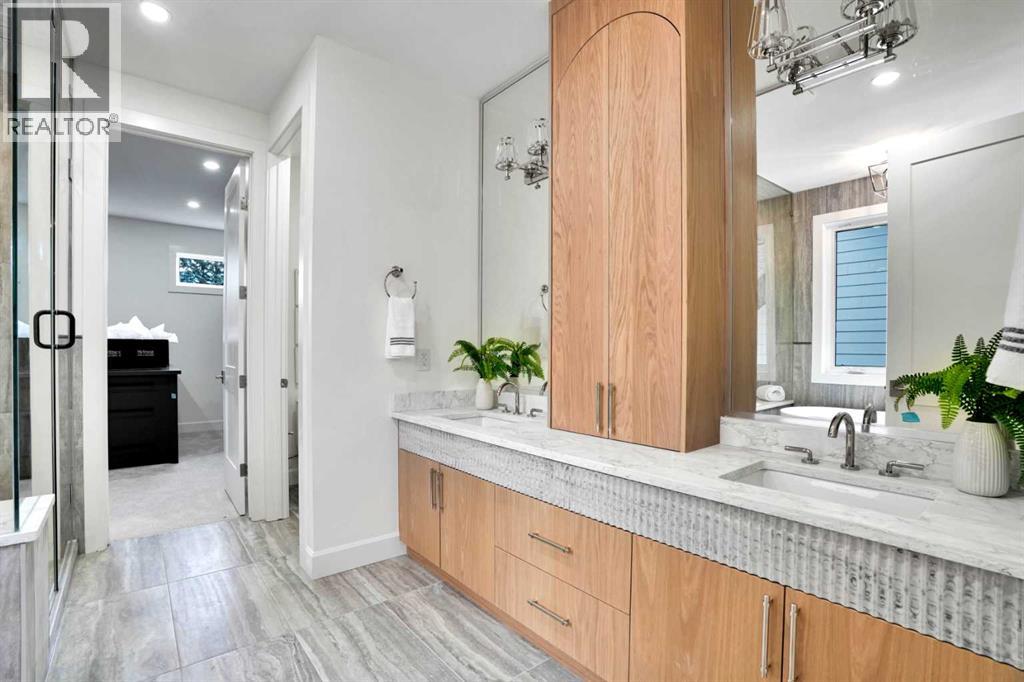 Single Family House for Sale in  Lacombe Way SW Lakeview Calgary 