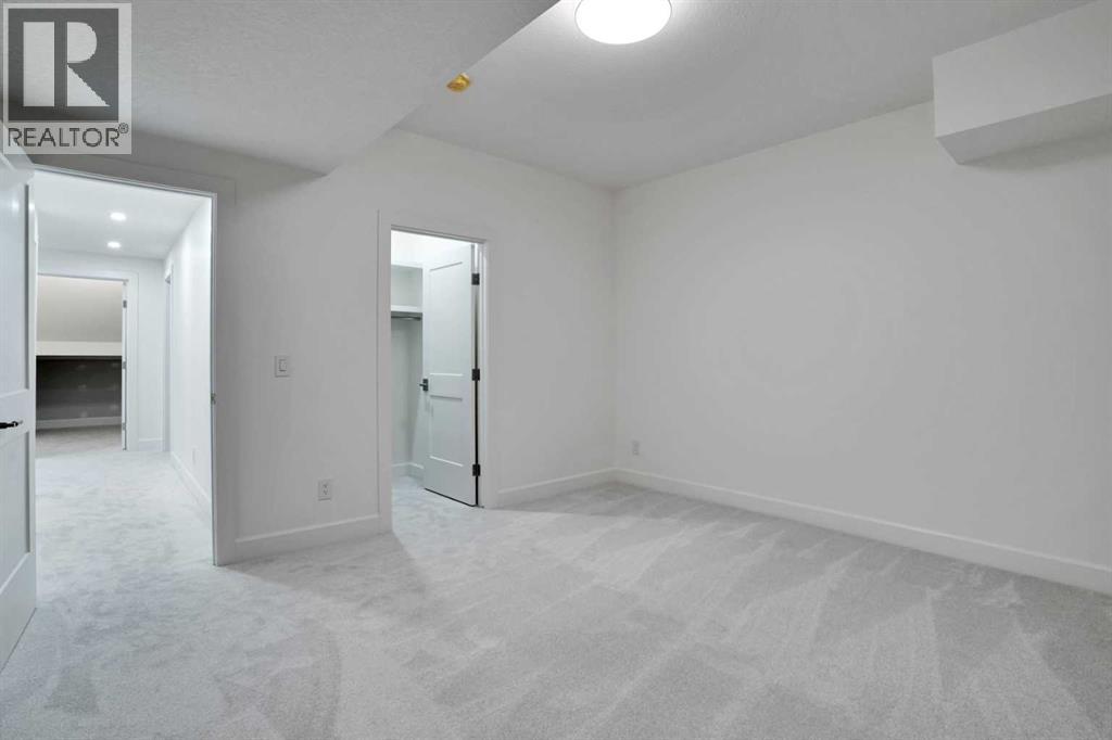 Single Family House for Sale in  Lacombe Way SW Lakeview Calgary 