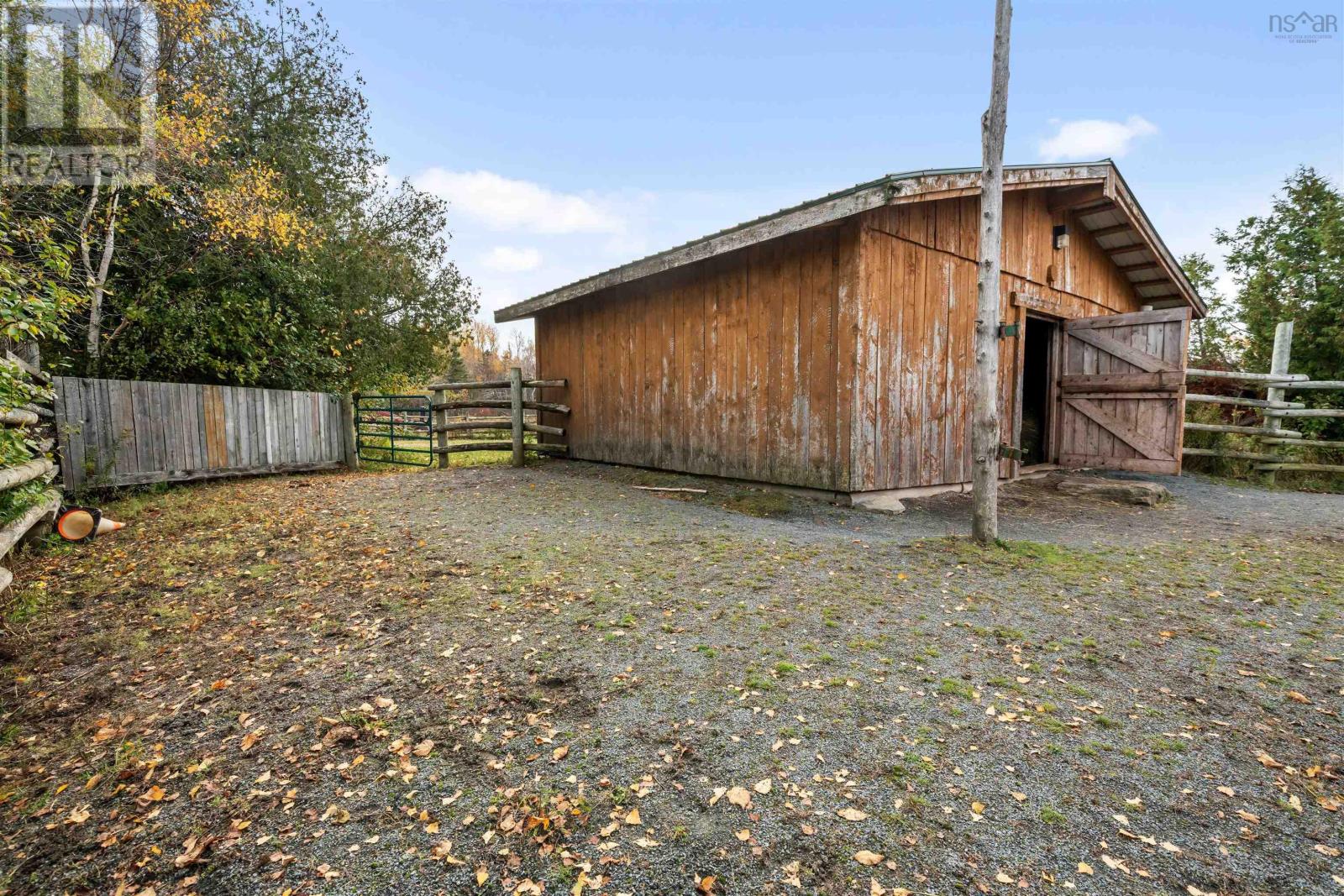 Property 34 of 47 of 479 Goodwin Road