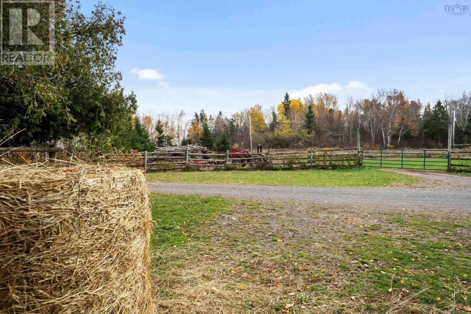 Property 37 of 47 of 479 Goodwin Road