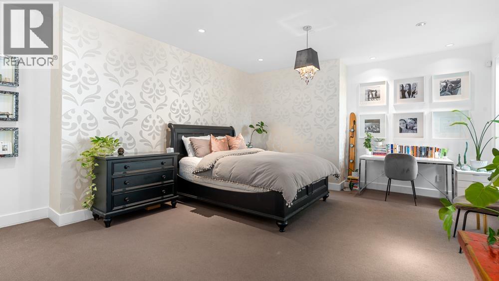 2650 ROSEBERY AVENUE, West Vancouver