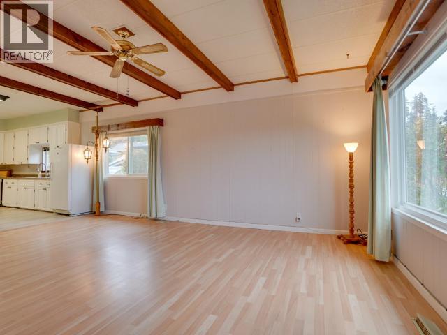 6345 POPLAR STREET, Powell River