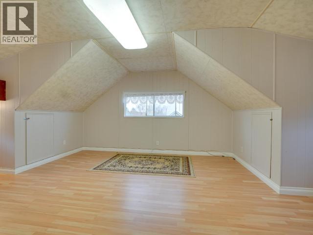 6345 POPLAR STREET, Powell River