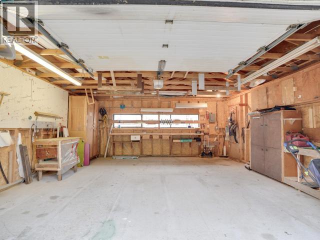 6345 POPLAR STREET, Powell River