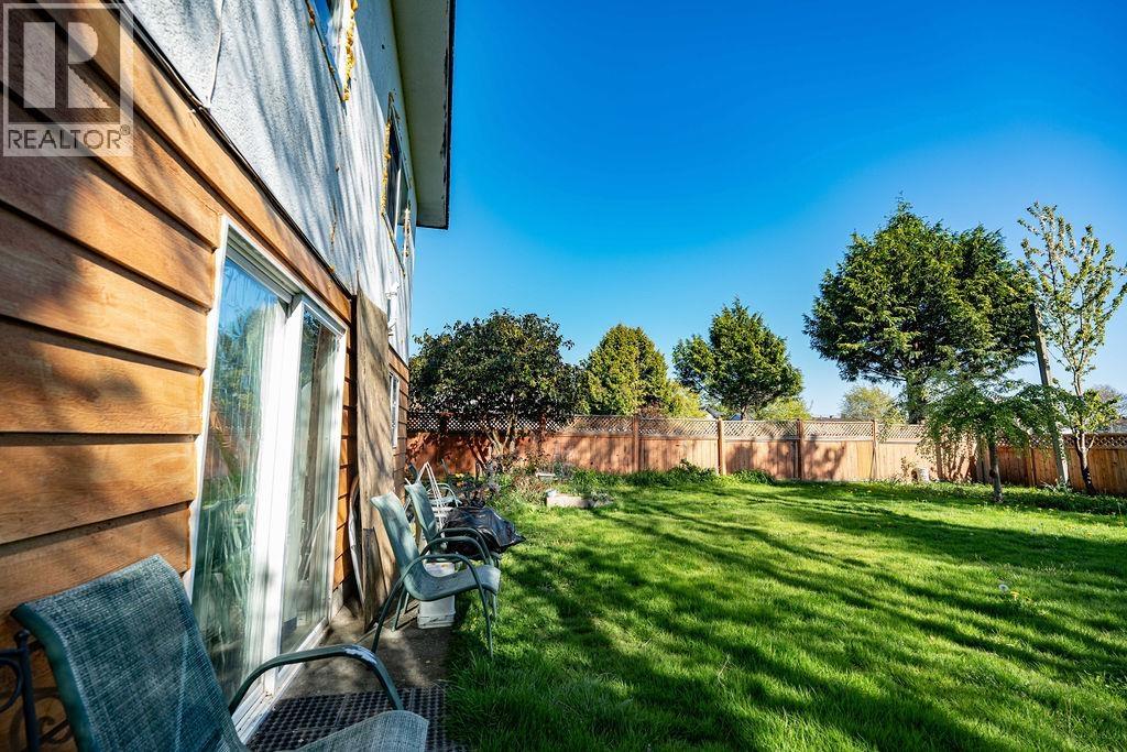 10280 AMETHYST AVENUE, Richmond