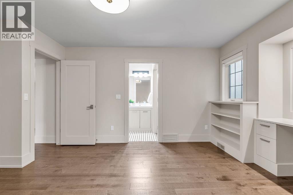 Single Family House for Sale in  Britannia Drive SW Elboya Calgary 