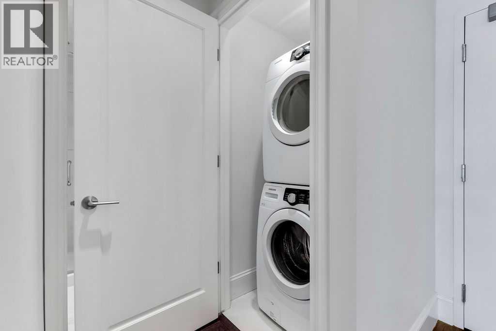 Single Family House for Sale in   Quarry Way SE Douglasdale/Glen Calgary 