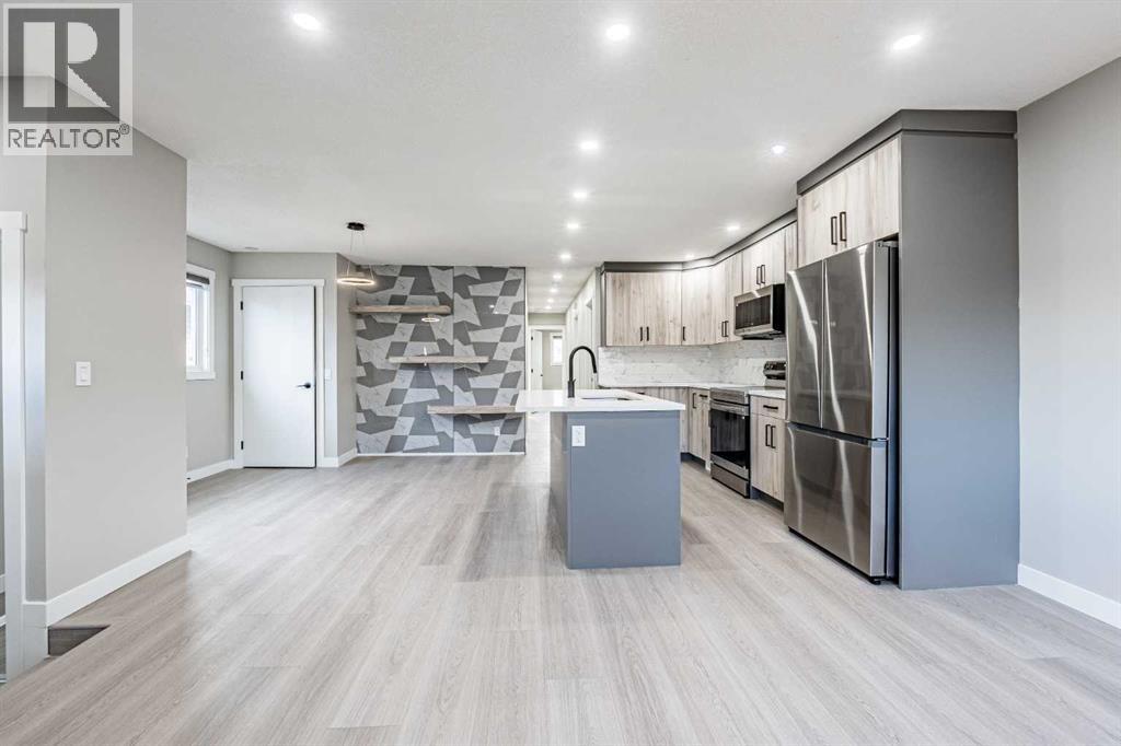 Single Family House Bungalow for Sale in  Berkley Road NW Beddington Heights Calgary 