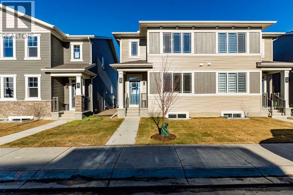 Single Family House for Sale in  Carringford Road NW Carrington Calgary 