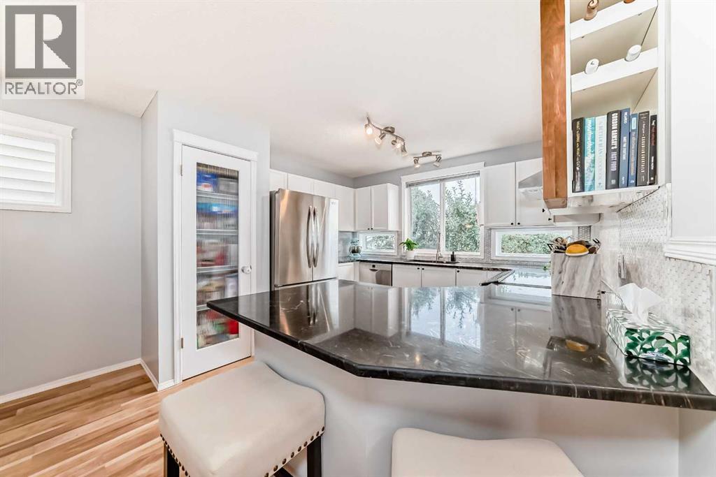 Single Family House for Sale in  Tuscany Springs Rise NW Tuscany Calgary 