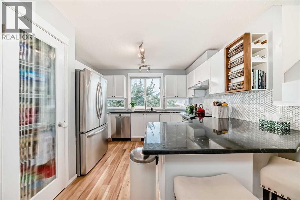 Single Family House for Sale in  Tuscany Springs Rise NW Tuscany Calgary 