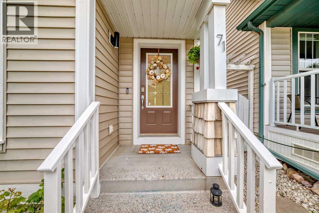 Single Family House for Sale in  Tuscany Springs Rise NW Tuscany Calgary 