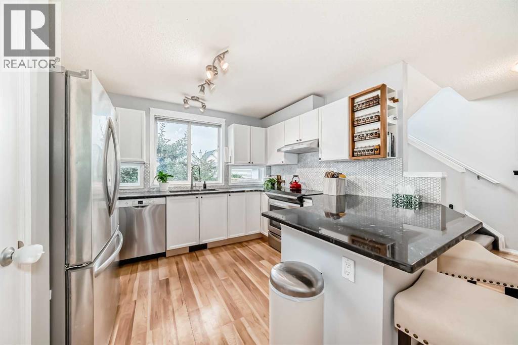 Single Family House for Sale in  Tuscany Springs Rise NW Tuscany Calgary 