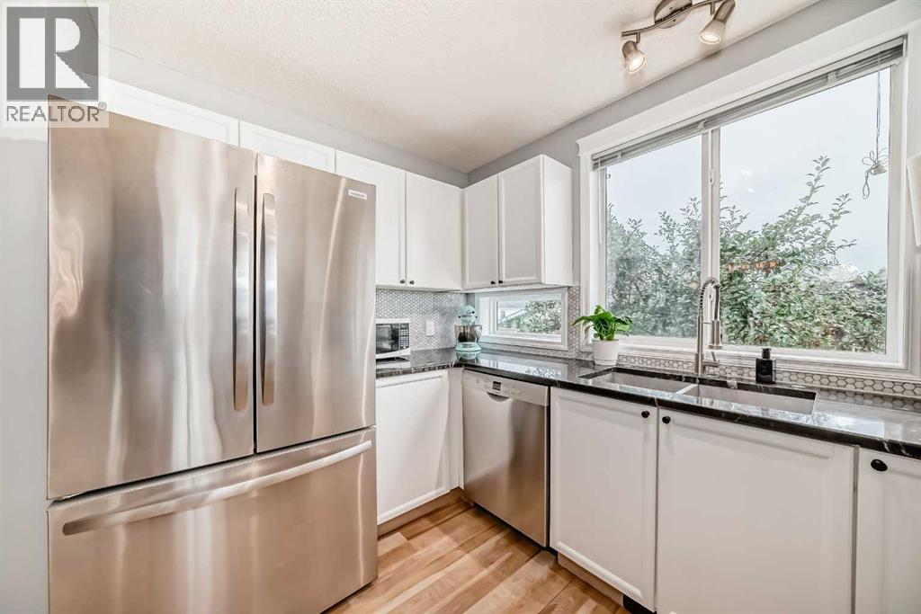 Single Family House for Sale in  Tuscany Springs Rise NW Tuscany Calgary 