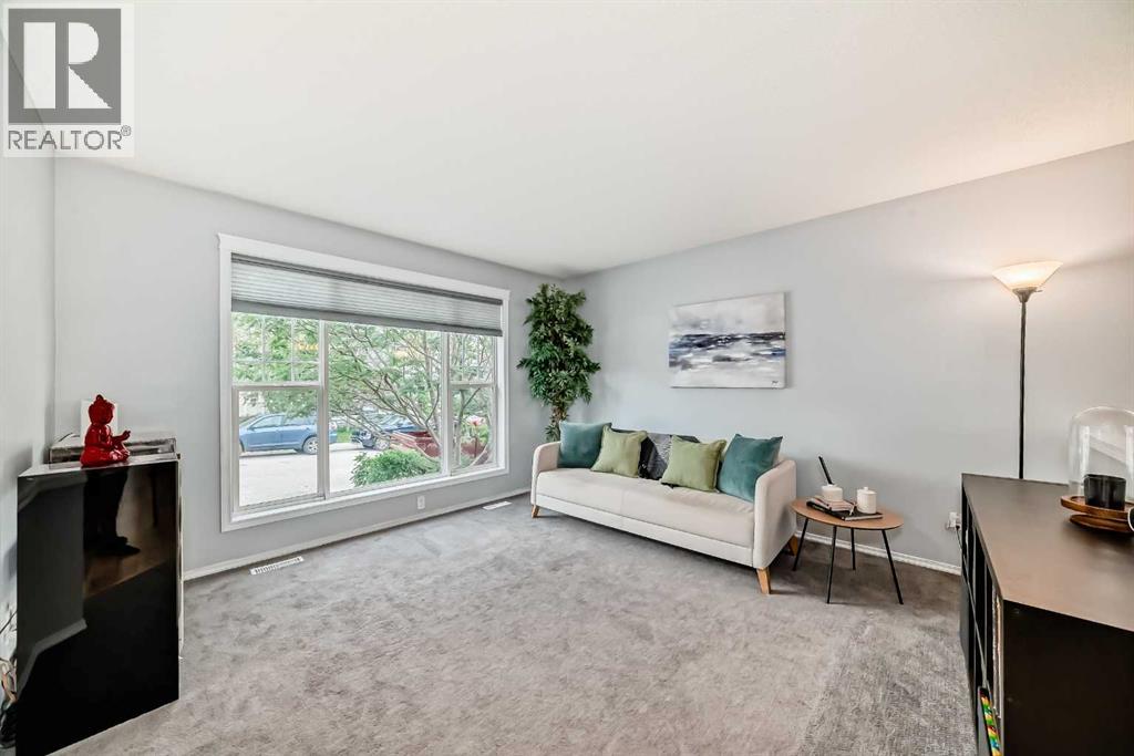 Single Family House for Sale in  Tuscany Springs Rise NW Tuscany Calgary 