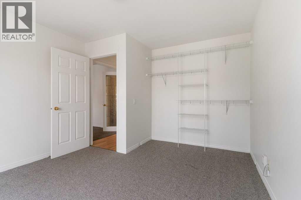 Single Family House for Sale in    Avenue SW Mission Calgary 