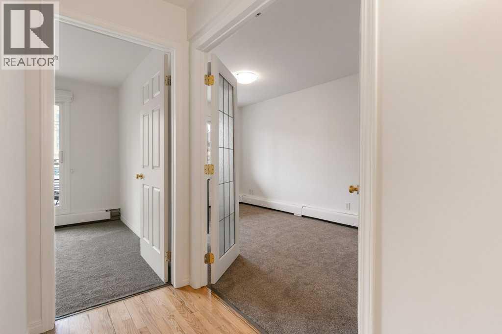 Single Family House for Sale in    Avenue SW Mission Calgary 