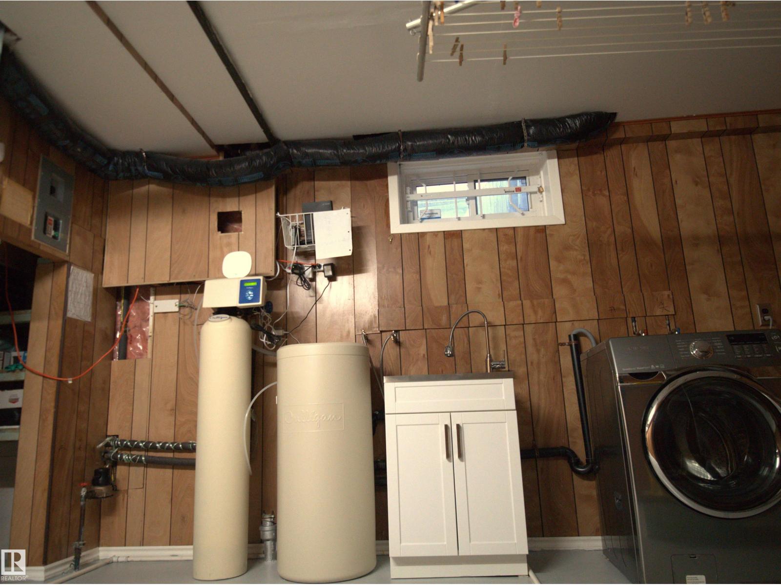 10719 152 Street NW, Edmonton