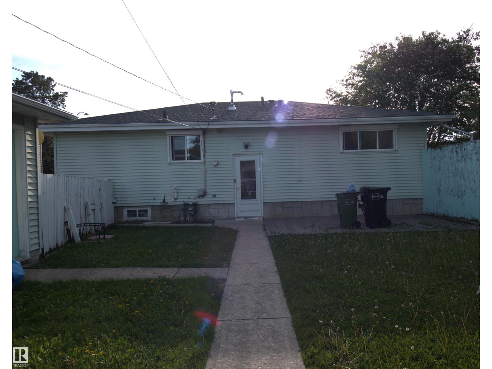 10719 152 Street NW, Edmonton