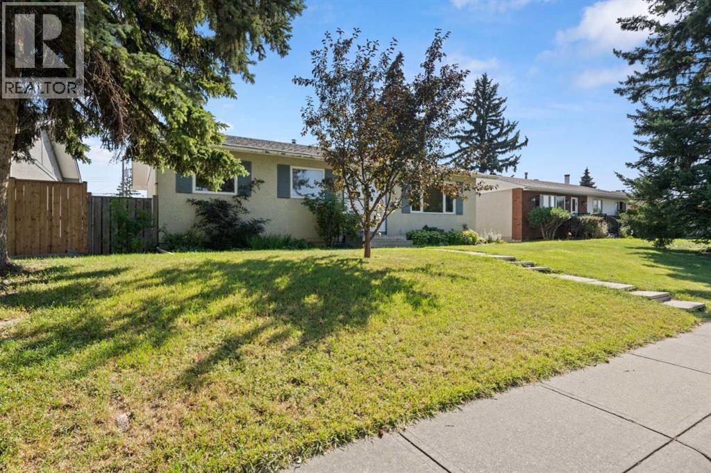 Single Family House Bungalow for Sale in  Marbrooke Circle NE Marlborough Calgary 