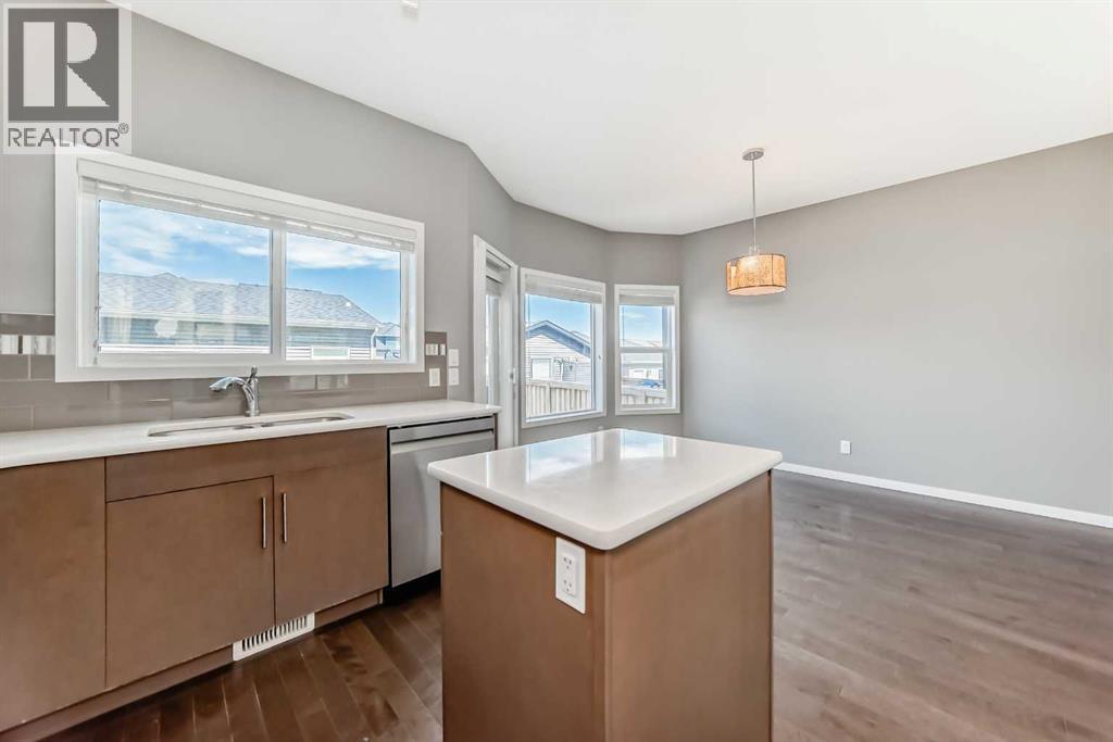 Single Family House for Sale in  Nolanfield Terrace NW Nolan Hill Calgary 