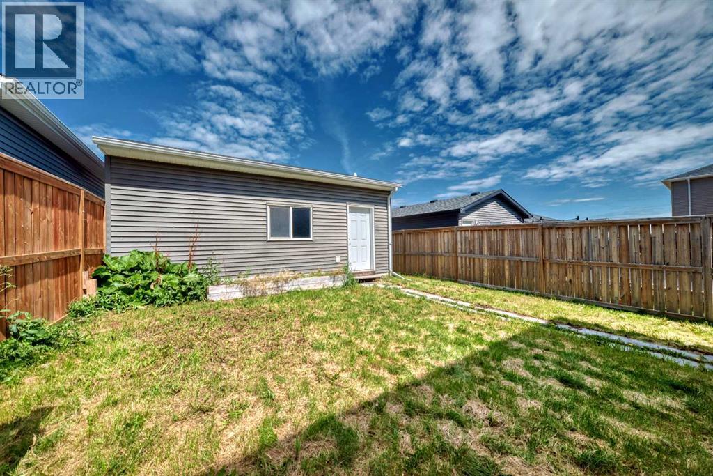 Single Family House for Sale in  Nolanfield Terrace NW Nolan Hill Calgary 