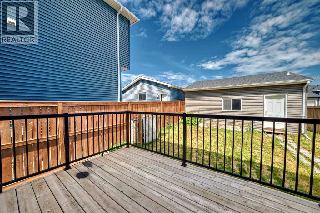 Single Family House for Sale in  Nolanfield Terrace NW Nolan Hill Calgary 