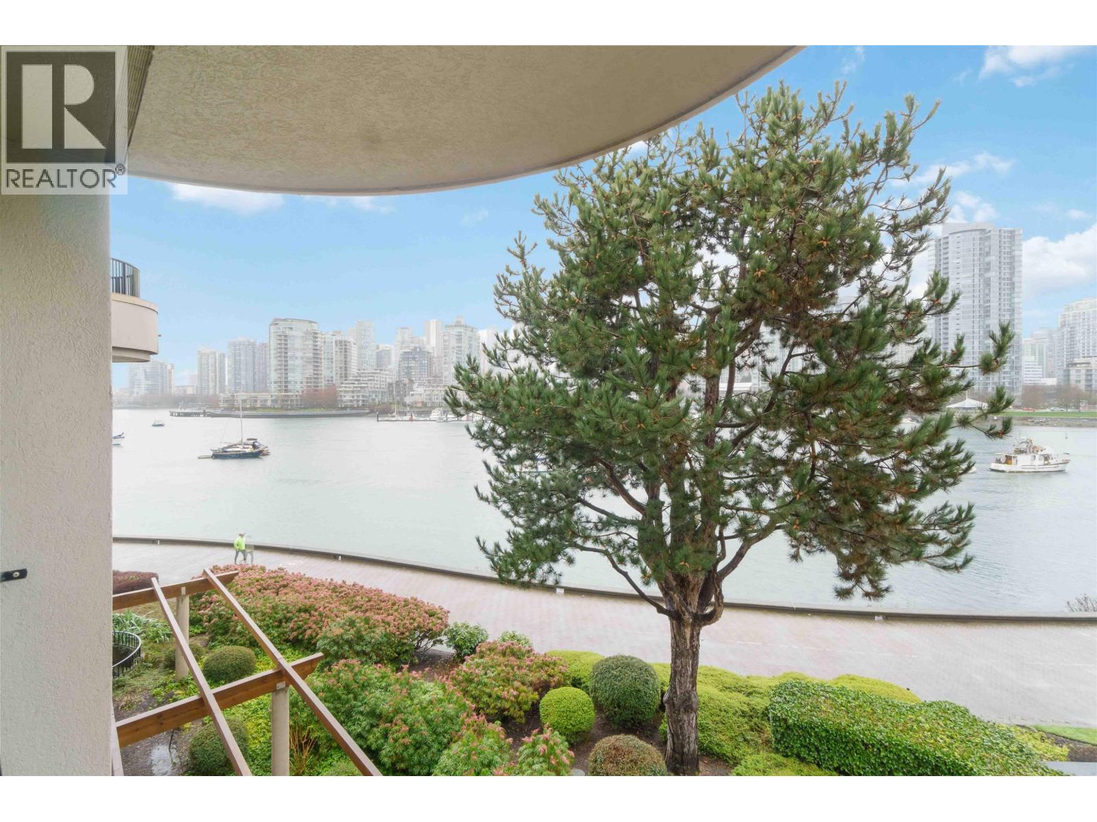 311 1859 SPYGLASS PLACE, Vancouver