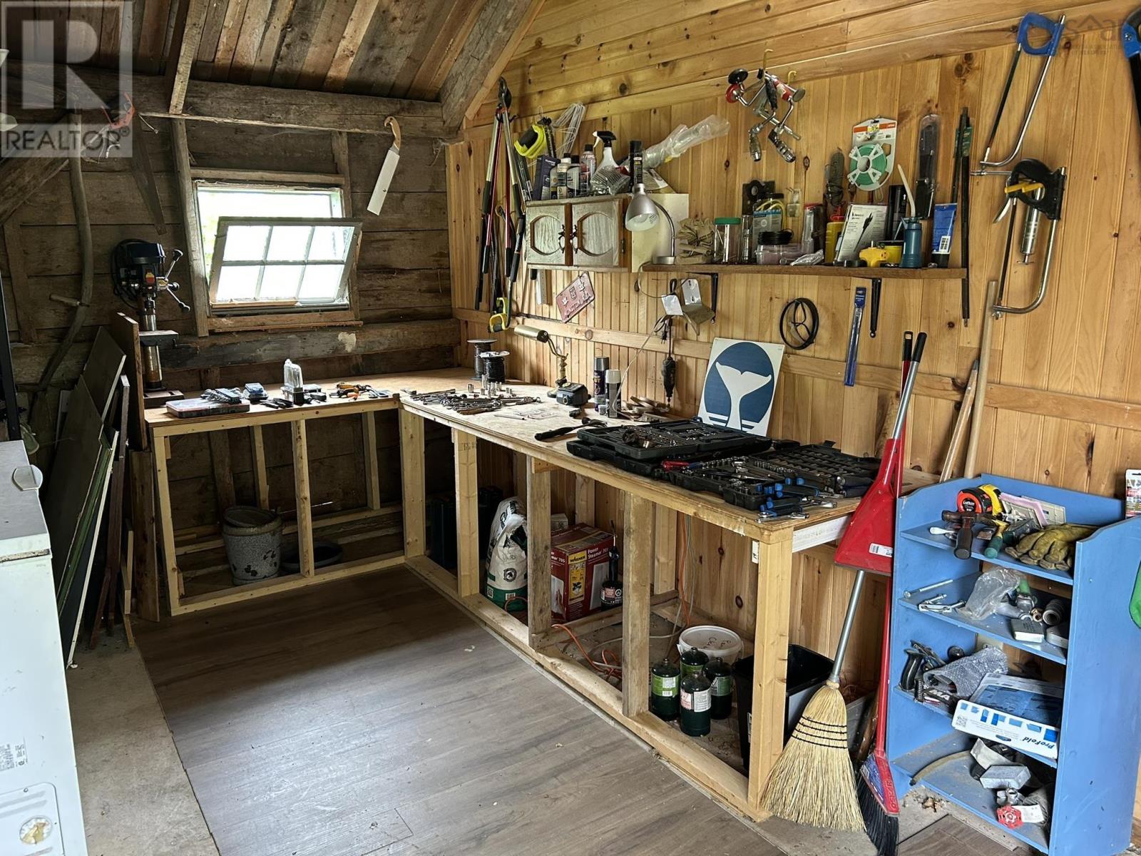 Property 33 of 45 of 8480 HIGHWAY 2