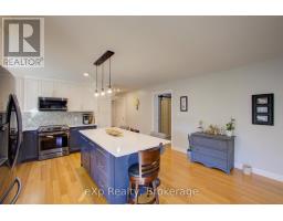 Kitchen - 156 Sparling Street, Huron East, ON N0K1W0 Photo 12