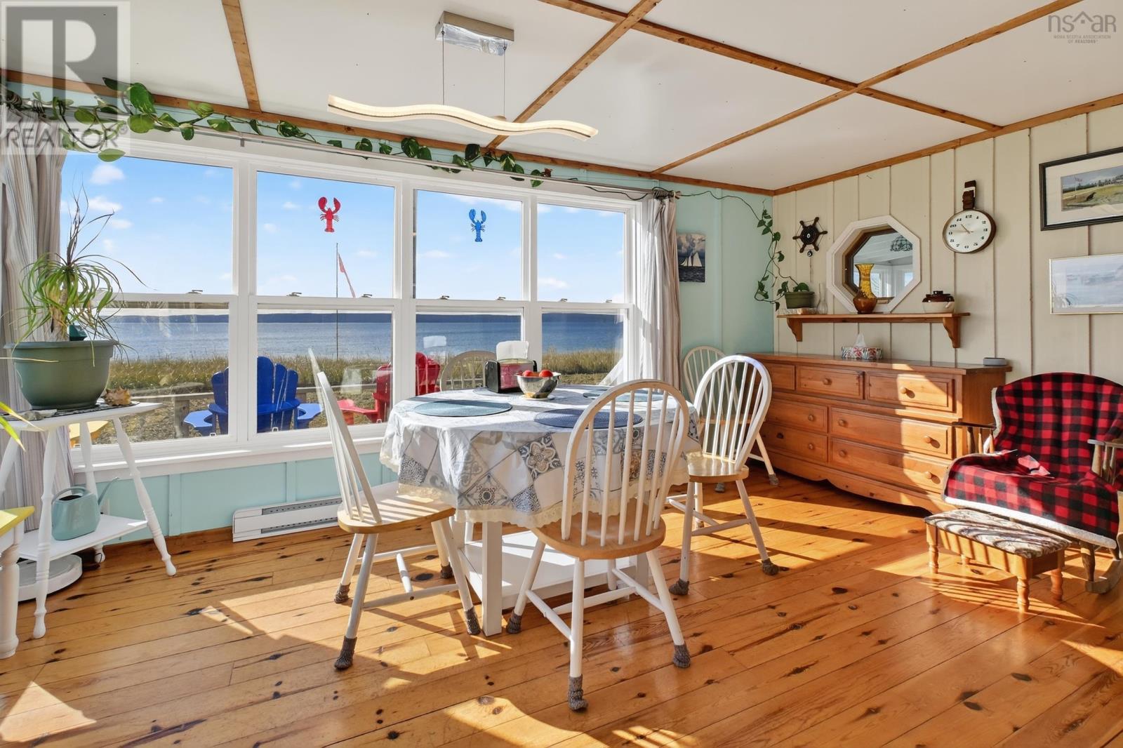 Property 20 of 22 of 73 Gradys Reach Road