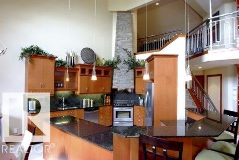 #1402 9707 105 ST NW NW, Edmonton