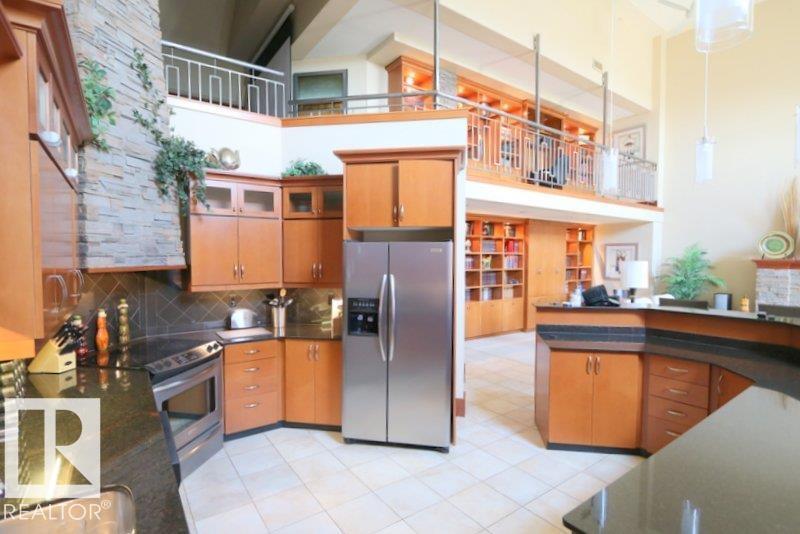 #1402 9707 105 ST NW NW, Edmonton